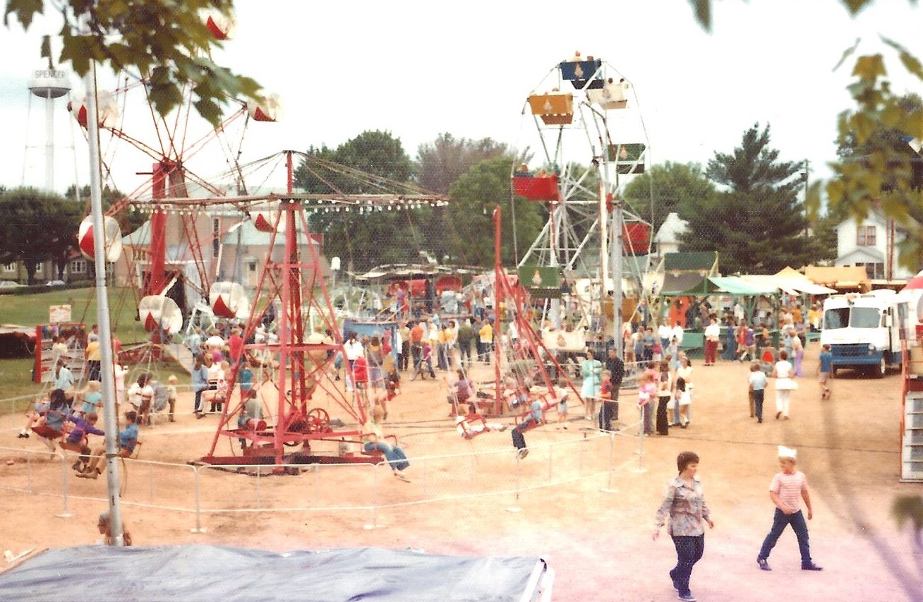 The 1972 Spencerama Days midway.