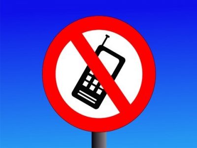 Mobile-phone-ban-HandsOffPhone-flickr